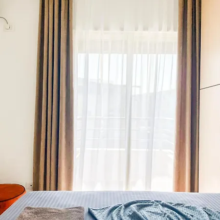 Luxury Free Wifi Apartment Golem (Tirana)