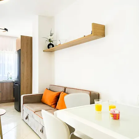 Luxury Free Wifi * Golem (Tirana)