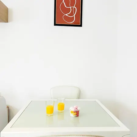 Luxury Free Wifi Apartment