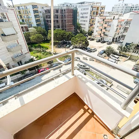 Luxury Free Wifi Apartment