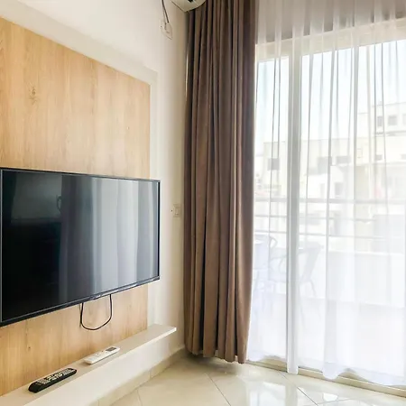 Luxury Free Wifi Apartment *
